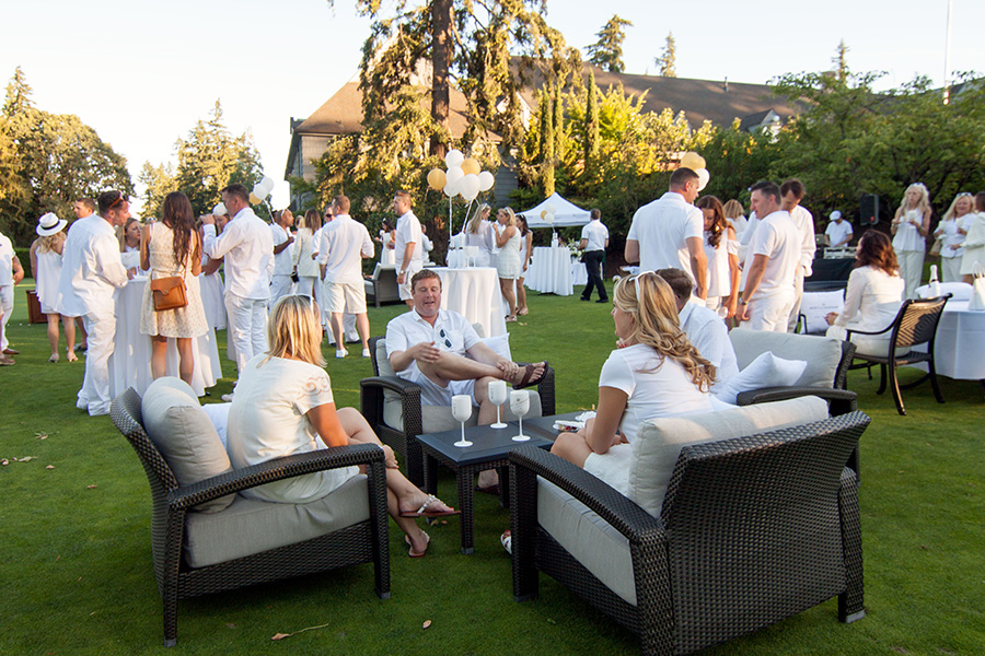 Portland Golf Club white party