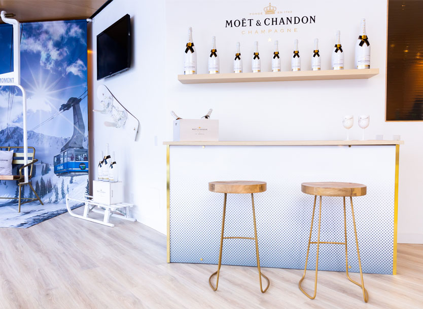 Champagne Lounge